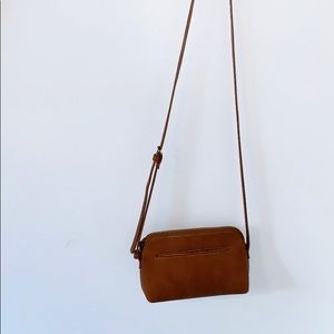 Universal thread brown crossbody